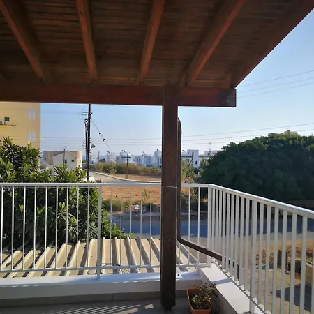 Sun Kapparis Apartment Paralimni