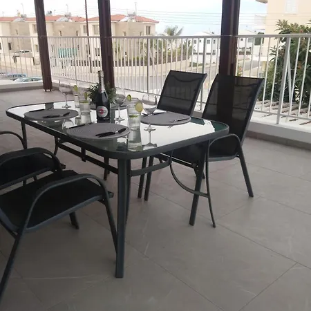 Sun Kapparis Lägenhet Paralimni